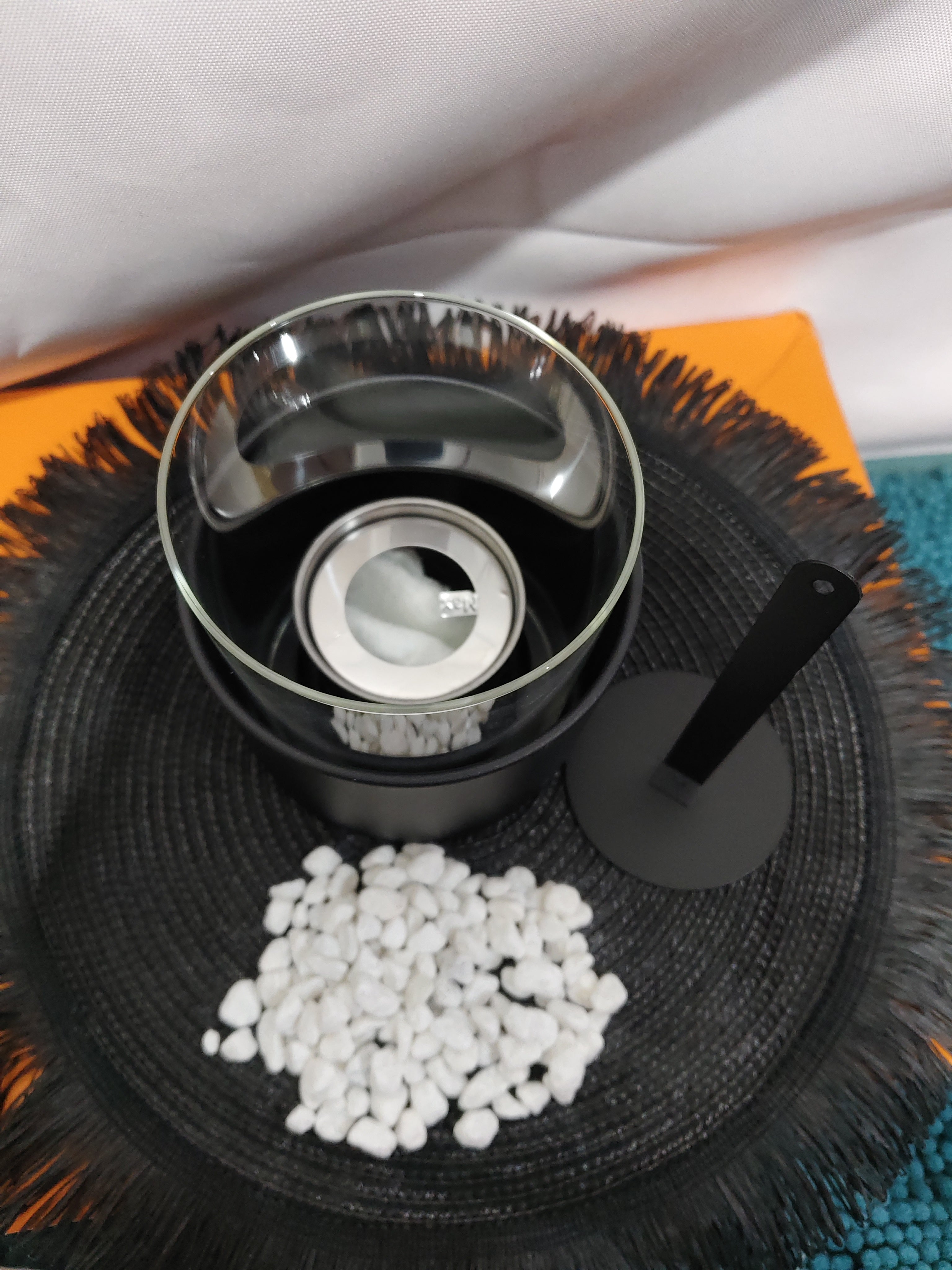 Bärbar Mini Eldstad i Glas – Modern Bordslampa med Levande Låga